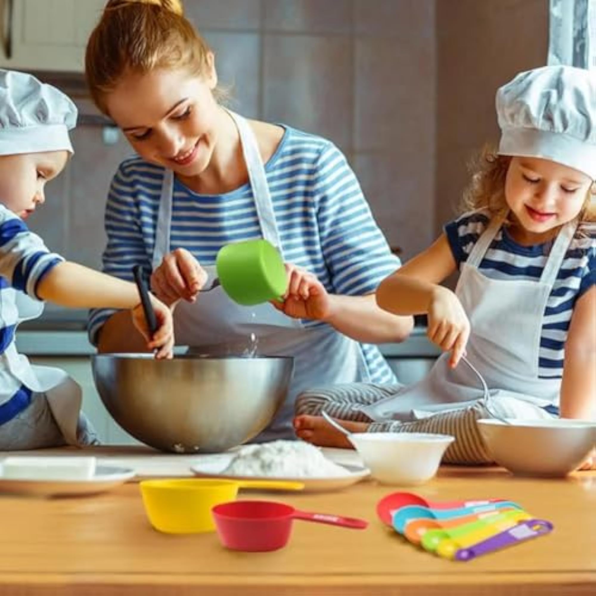 12 Piece Plastic Measuring Cup & Spoon Set